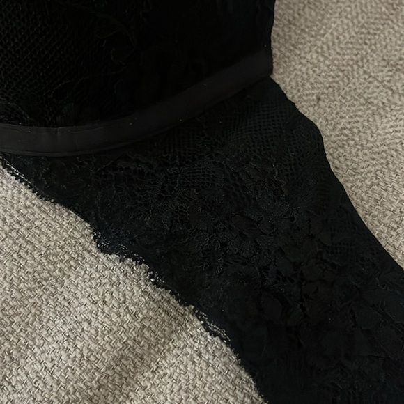 Black La Senza Lace Bra Strapless - Picture 2 of 4
